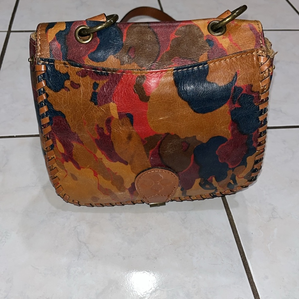 PATRICIA NASH KARISA ITALIAN LEATHER CROSSBODY BAG IN CAMO